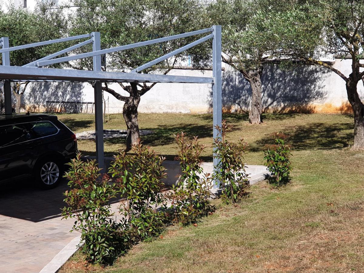 Apartments With A Parking Space Valbandon, Fazana - 7296 Štinjan Zewnętrze zdjęcie